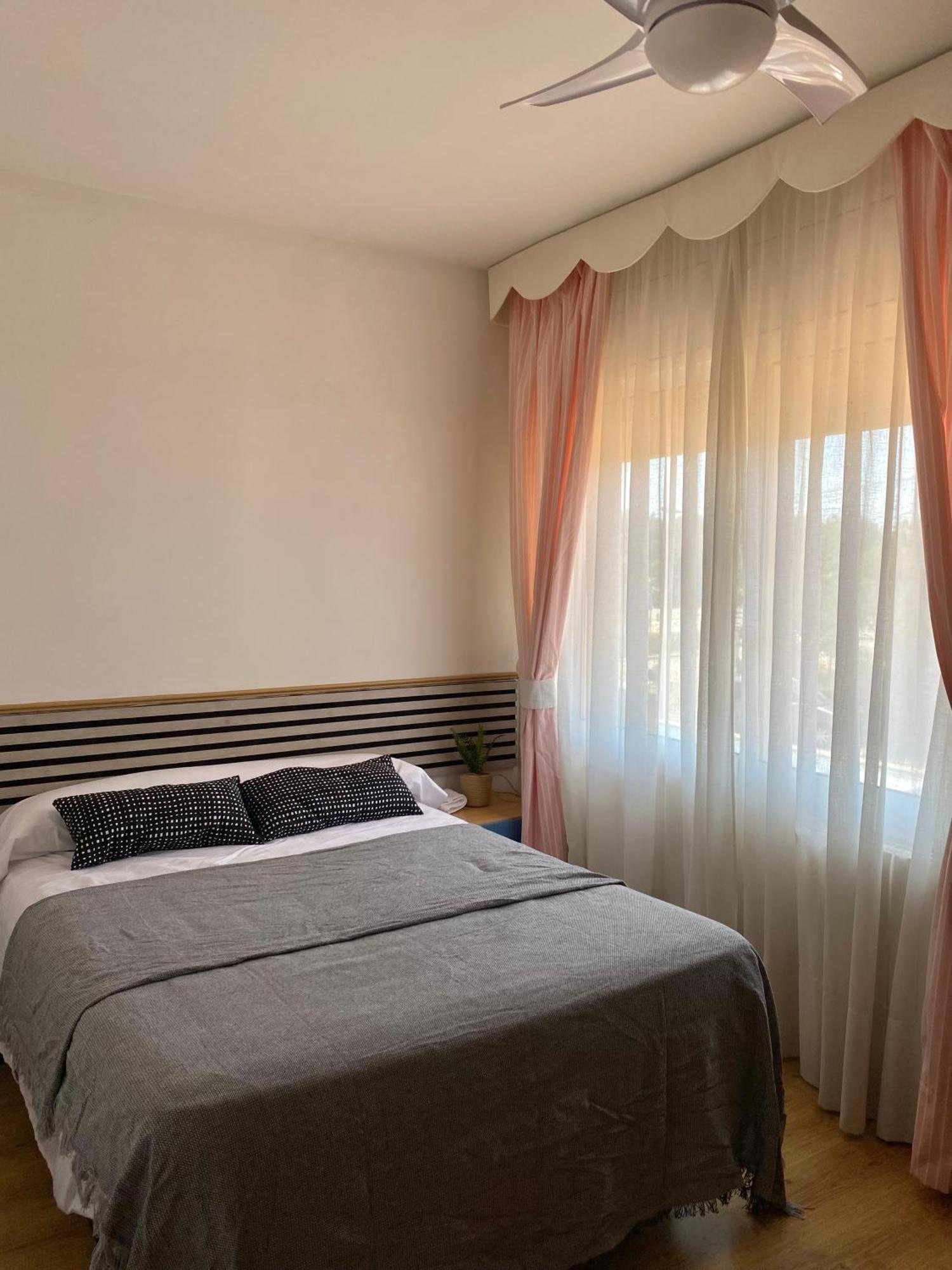 Villa Isabel Sitges, Rocamar Sant Pere De Ribes Exteriér fotografie